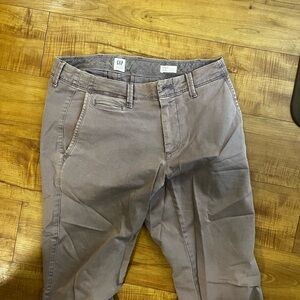 Gap 30x32 grey/purple chino pants